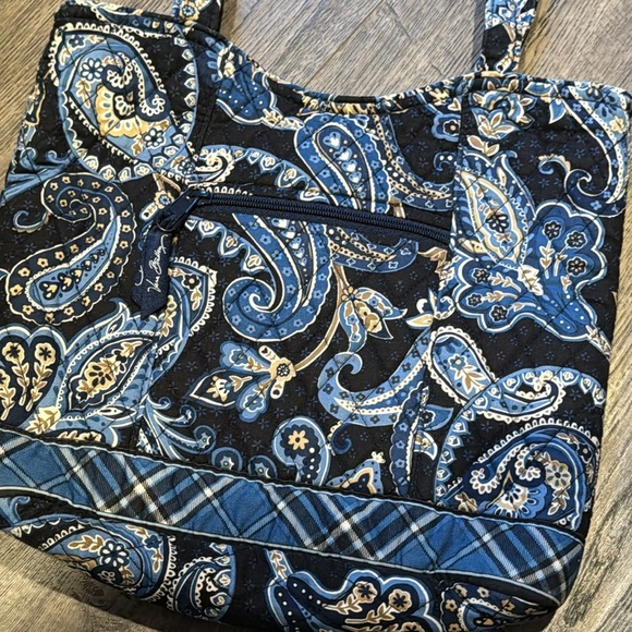 Vera Bradley Windsor Navy Shoulder Bag w/Front Zipper Pocket - Picture 2 of 6